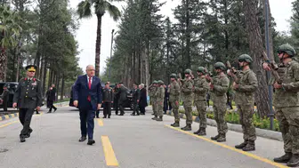 Bakan Yaşar Güler ve TSK komuta kademesi Osmaniye’de Mehmetçik ile buluştu