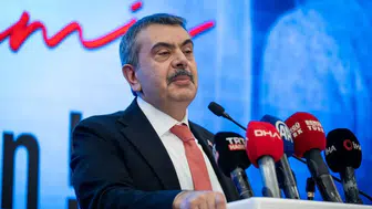 Bakan Tekin : Yaptığımız şeylerin içerisinde ayrıştırıcı hiçbir şey yok