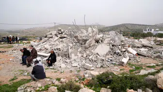 İsrail ordusu, Batı Şeria'da Filistinlilerin ev ve tarım arazilerini yıktı