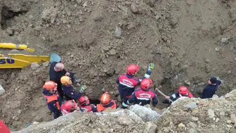 Trabzon'da kazı çalışmasında göçük meydana geldi : Bir işçi toprak altında kaldı