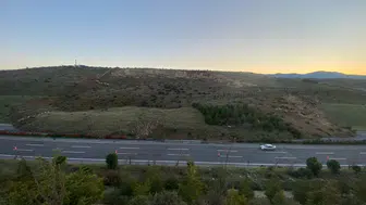 Manisa'da toprak kayması nedeniyle trafiğe kapatılan yol yeniden açıldı