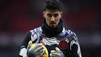 Beşiktaş’ta kaleye Altay Bayındır hamlesi! Manchester United ile yeniden masaya oturulacak