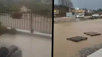 Hatay'da şiddetli sağanak etkisi : Cadde ve sokaklar göle döndü