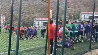 Tokat'ta amatör maçta kavga : Futbolcular, teknik heyet yumruk yumruğa