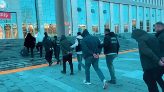 Tekirdağ’da gençleri hedef alan uyuşturucu şebekesine operasyon : 5 tutuklama