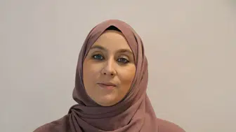 Fransa'da Müslüman olmayı tercih eden Adeline : İslam benim için barış dini