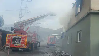 Hatay'da yangın : Ev kullanılamaz hale geldi