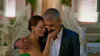 Kanbolat Görkem Arslan'ın Vefatı Sonrası Emel Çölgeçen'den Duygusal Bir Veda Mesajı Neler Söyleniyor?