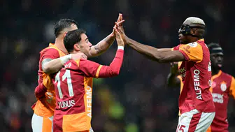 Galatasaray, Kayserispor'u 4-0 yendi