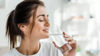 Sabah ve akşam sıcak su içmek faydalı mı? Vücudumuzda ne gibi değişiklikler oluşur?