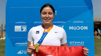 Milli yüzücü Bengisu Avcı, Abu Dhabi'de şampiyon oldu!