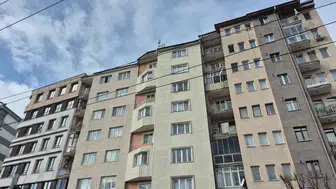 Eskişehir'de baz istasyonuna bakım yapan işçi 7 katlı binanın çatısından düştü!