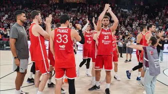 A Milli Erkek Basketbol Takımı, Sırbistan'ı 82-78 mağlup etti