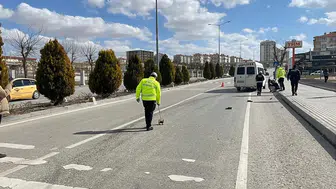 Karaman’da minibüsün çarptığı 57 yaşındaki yaya ağır yaralandı