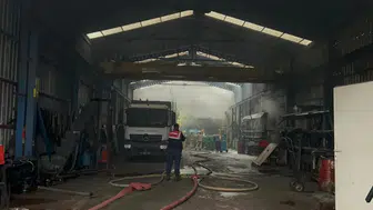 Eyüpsultan'da 3 ayrı iş yerinde yangın