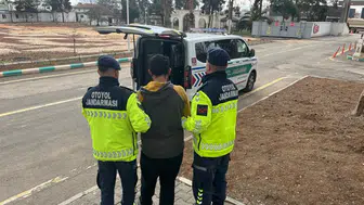 Şanlıurfa'da otomobilden hırsızlık: 1 kişi gözaltına alındı