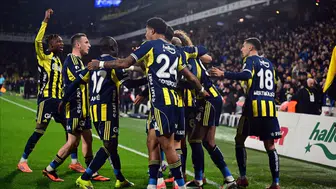 Fenerbahçe'nin kamp kadrosu belli oldu