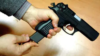 Antalya'da ruhsatsız silah operasyonu : 5 şüpheli gözaltına alındı