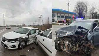 Adıyaman'da zincirleme trafik kazası : 4 yaralı