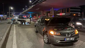 Kayseri'de kaza : 2 otomobil çarpıştı, 1 yaralı