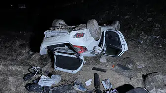 Nevşehir'de otomobil şarampole devrildi : 4 kişi yaralandı