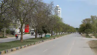 Pakistan’da yakıt krizi : Hükümet 3 gün resmi tatil ilan etti