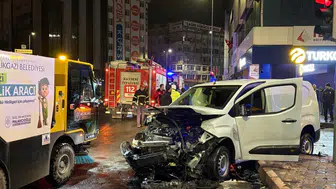 Kayseri Kocasinan'da kaza : 2 yaralı