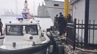 Kadıköy Rıhtım'da denizde erkek cesedi bulundu