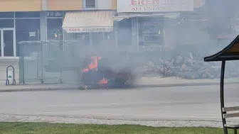 Konya’da korku dolu anlar : Elektrikli motosiklet alev alev yandı