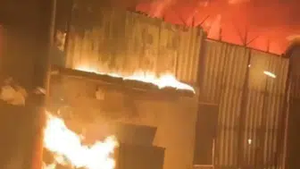 Kahramanmaraş'ta iş yeri deposunda yangın