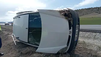 Tokat Artova'da kaza : 3 kişi yaralandı