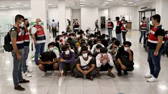 Didim'de dev göçmen operasyonu : 101 göçmen yakalandı