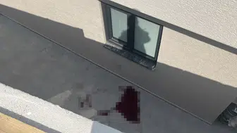 Kocaeli'de sohbet ederken 4 metre yükseklikten düşen şahıs ağır yaralandı