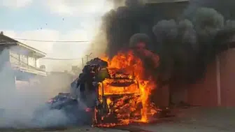 Tekirdağ’da saman yüklü tır yandı