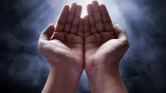 Cüzdan duası nedir, nasıl yapılır? Ramazan'ın son Cuma günü bereket duası saati ve okunacak ayetler