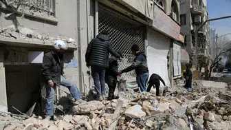 İran'ın füzeleri İsrail'i vurdu : Tel Aviv çevresinde 2 ölü, 3 yaralı