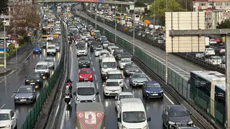 Bayram trafiği başladı ! Arife günü hangi yollar kapalı ? Türkiye genelinde yol durumu
