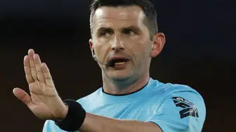 Türkiye Kosova Maçının Hakemi Michael Oliver Kimdir ve Hangi Maçları Yönetti?