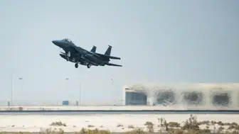 İran, BAE'deki El Dhafra Hava Üssü'ne saldırı düzenledi