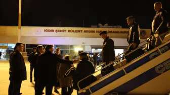 Bakü-Nahçıvan yolcu uçağı İran saldırıları nedeniyle Iğdır'a indi