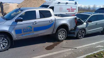 Bingöl'de kaza : 4 kişi yaralandı