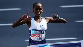 Kosgei Tokyo Maratonu’nu rekor süreyle kazandı