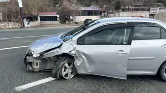 Elazığ-Diyarbakır karayolunda kaza : 1 yaralı