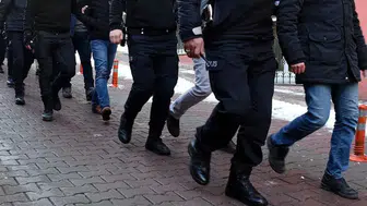 Kayseri'de sokak satıcılarına operasyon : 4 şüpheli tutuklandı