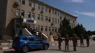 Şanlıurfa'da göçmen kaçakçılığı operasyonunda 18 kişi tutuklandı