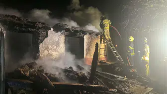 Bursa'da 2 katlı evde feci yangın