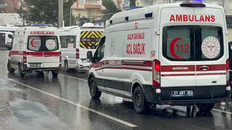 Diyarbakır'da esnaf arasında kavga : 3 kişi yaralandı, 2 kişi gözaltına alındı
