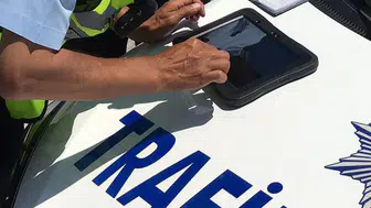 Samsun'da sürücü yolcu otobüsünün önünü kesti : 180 bin lira ceza yedi