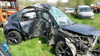 Kastamonu'da otomobil ağaca çarptı : Kazada 1 kişi öldü, 1 kişi yaralandı