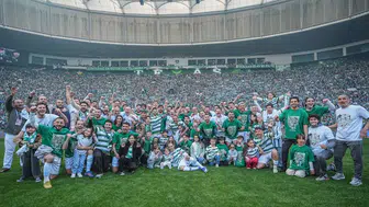 Bursaspor  1'inci Lig'e yükselmeyi garantiledi